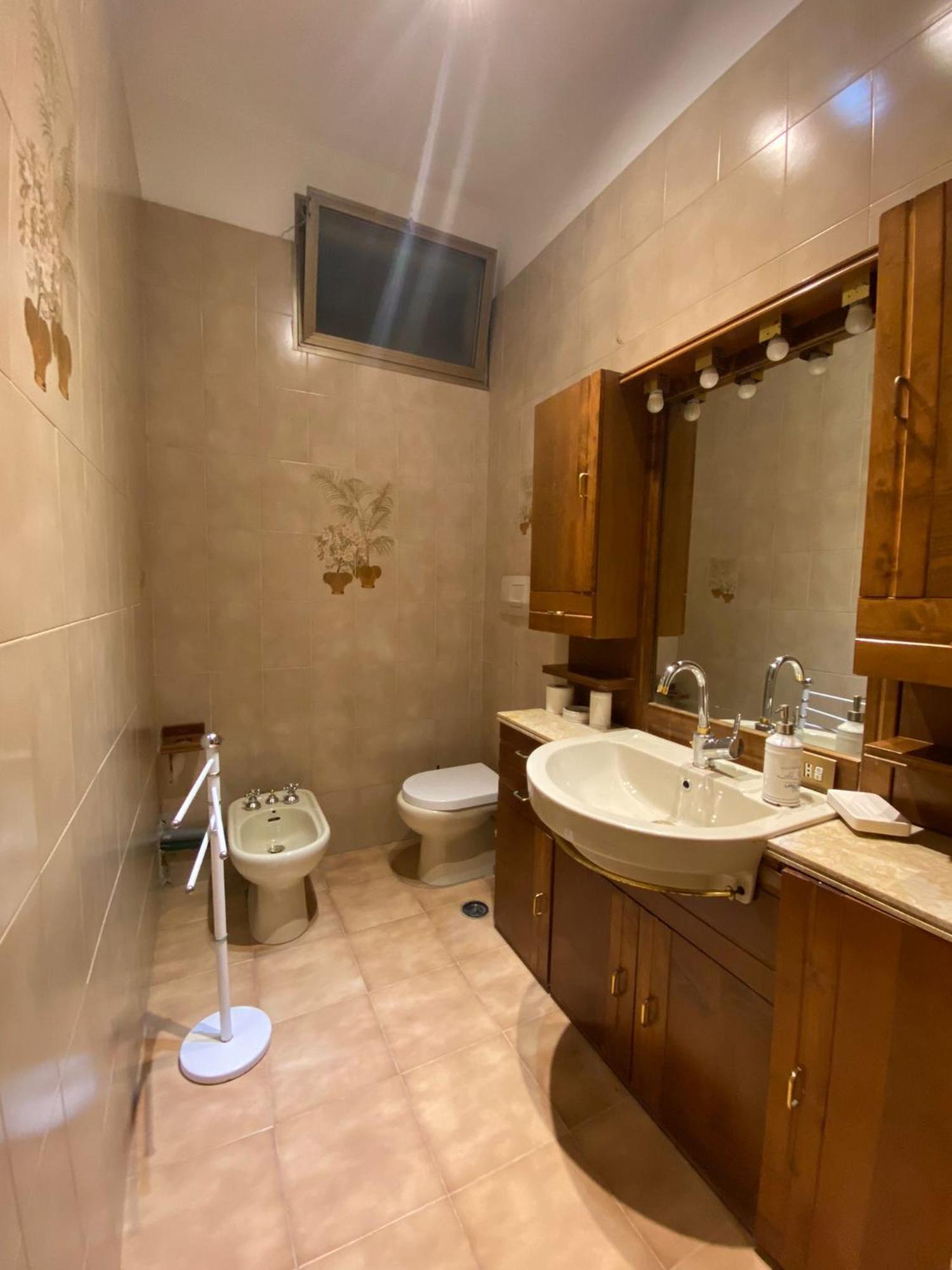 Elisa E Carla House Beautiful Apartments On The Cassia Rome Exterior photo