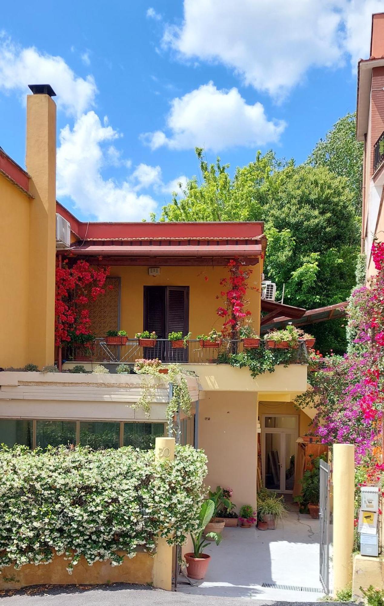 Elisa E Carla House Beautiful Apartments On The Cassia Rome Exterior photo